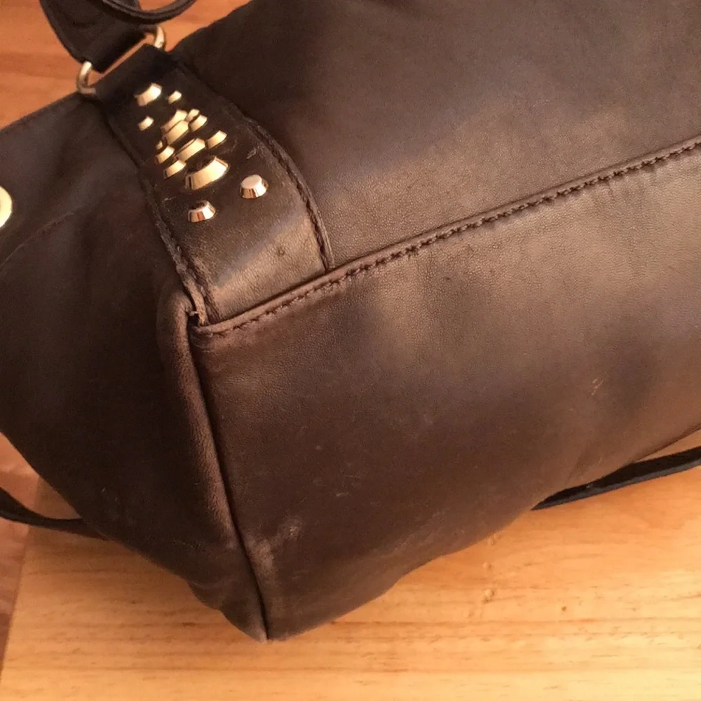 MICHAEL KORS butter soft brown leather purse. EUC - Picture 10 of 13